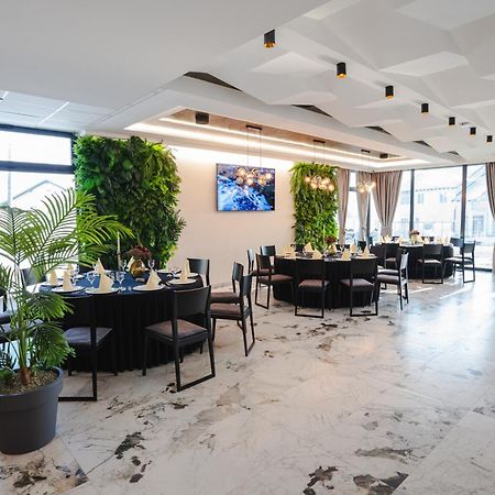 Hotel Nest 비옐리나 외부 사진