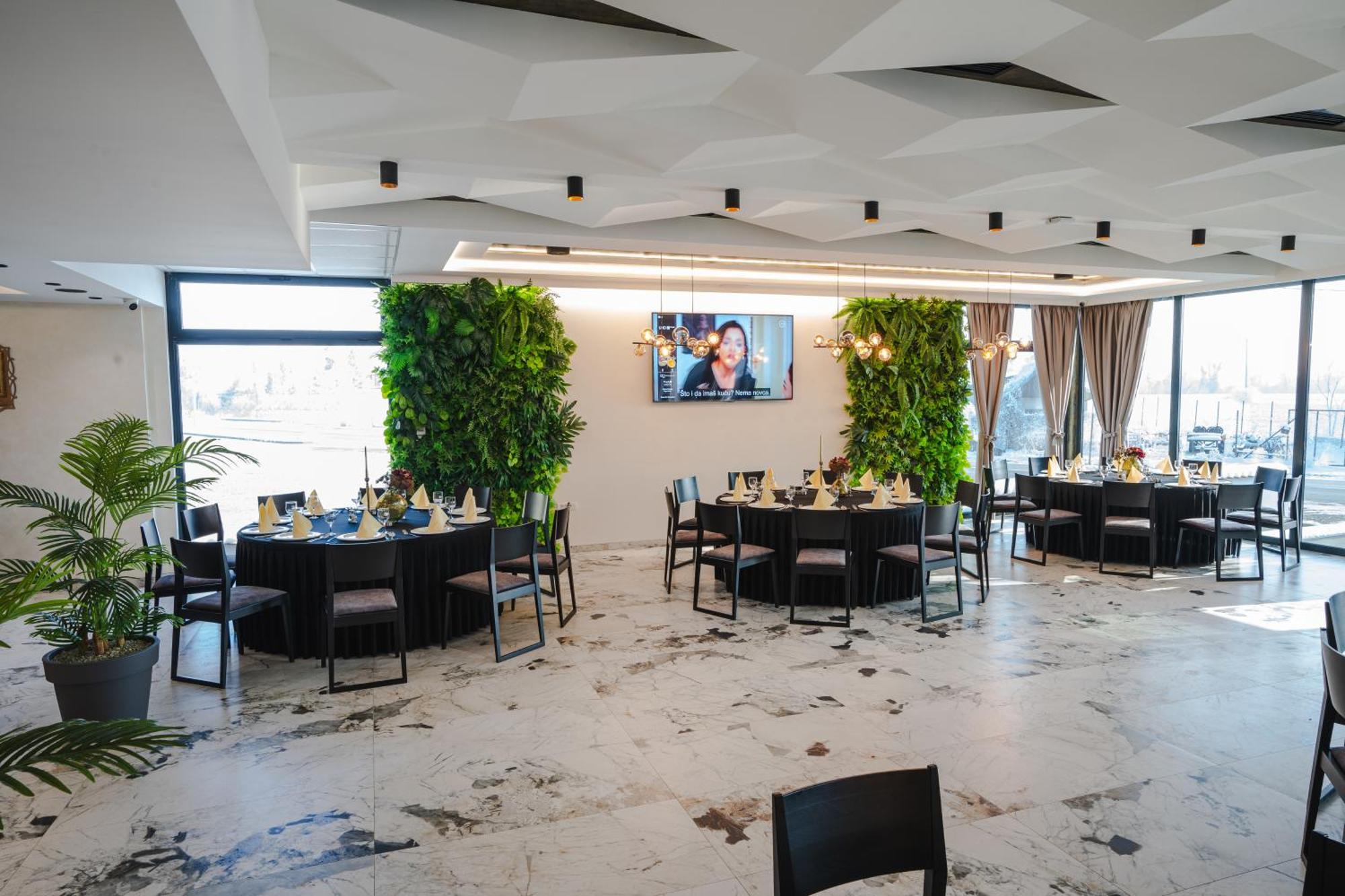Hotel Nest 비옐리나 외부 사진