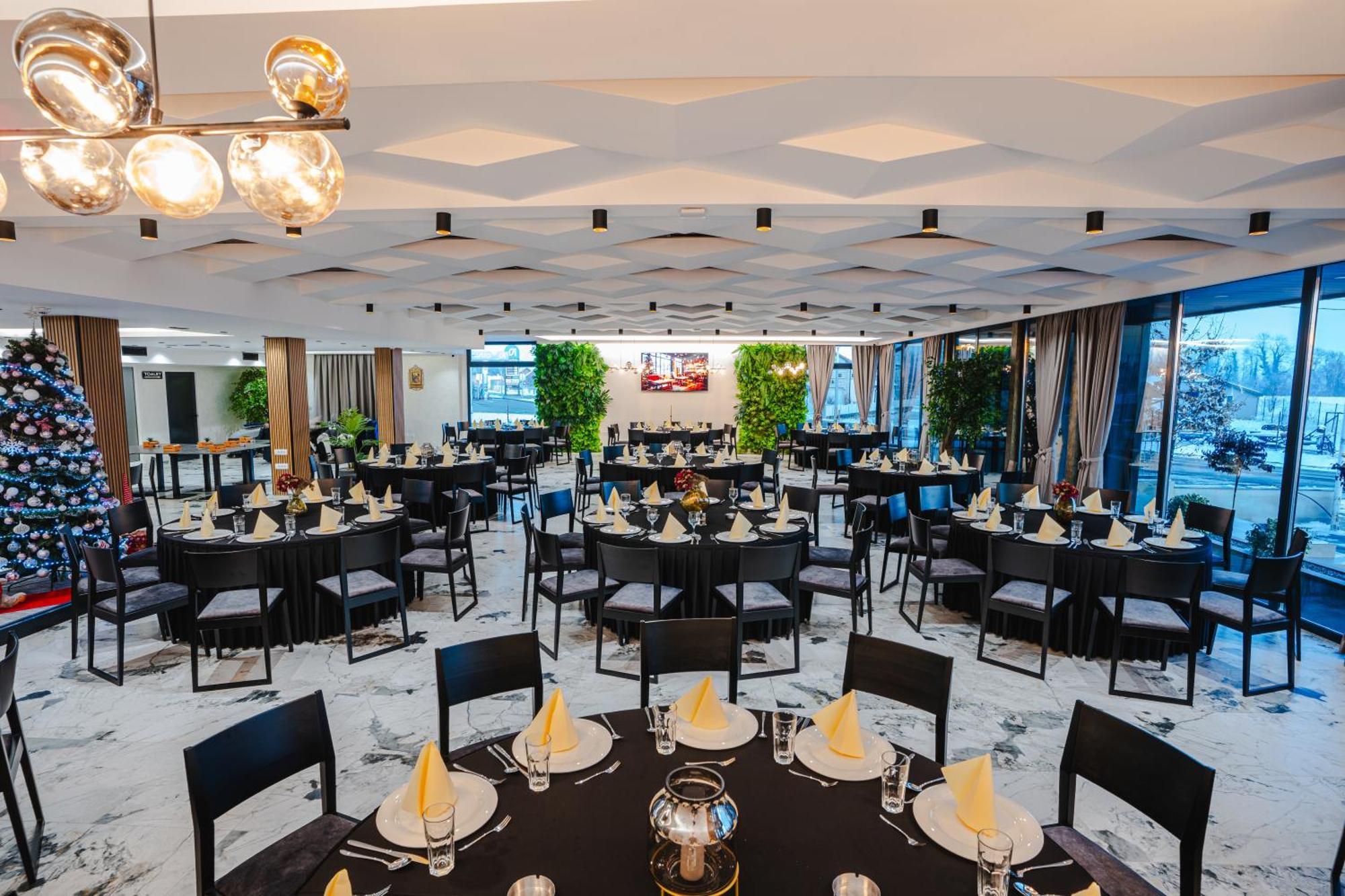Hotel Nest 비옐리나 외부 사진