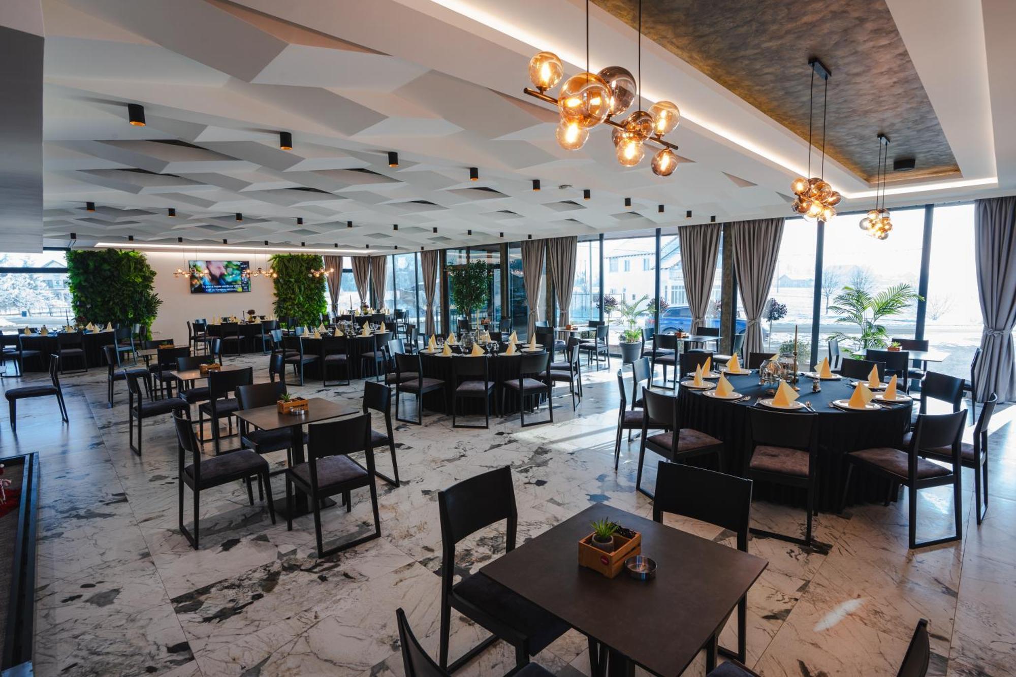 Hotel Nest 비옐리나 외부 사진