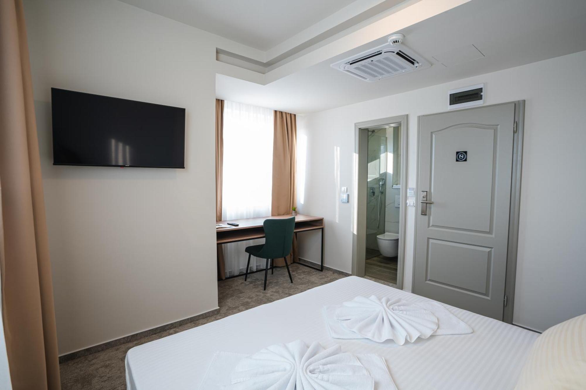 Hotel Nest 비옐리나 외부 사진