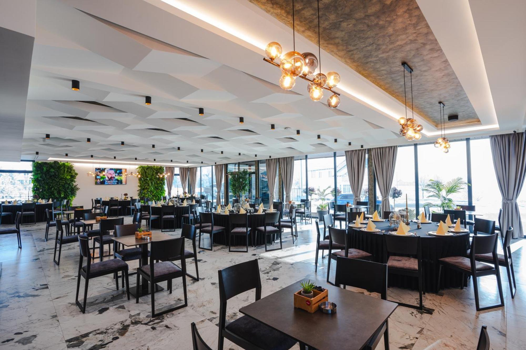 Hotel Nest 비옐리나 외부 사진